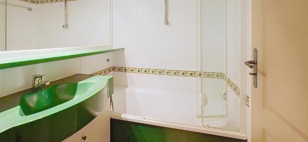 Bel appartement avec terrasse à proximité de la mer