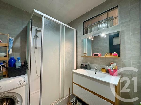 Appartement T3 à vendre  3 pièces - 62,36 m 2   LOURDES  - 65