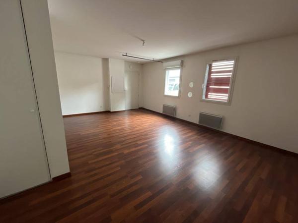 Appartement 2 pièces                                        - 44100 Nantes Réf : 12605