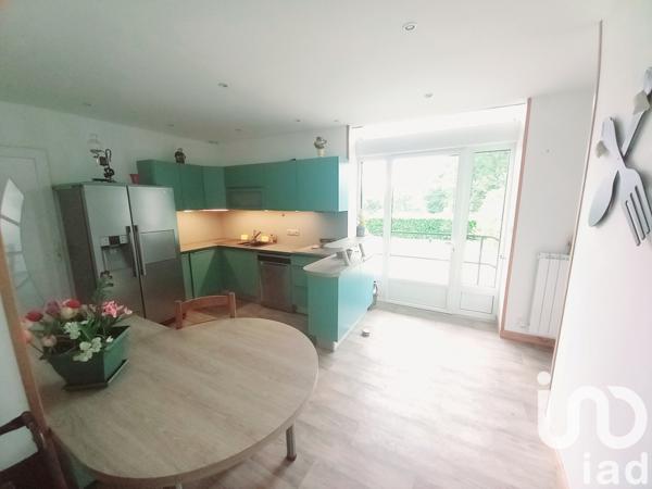 Maison à vendre 7 pièces 166 m² Saintigny