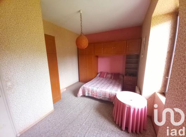 Maison à vendre 7 pièces 166 m² Saintigny