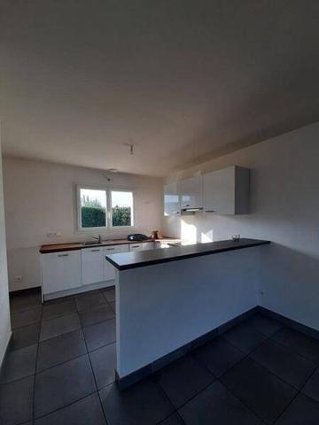 Maison 4 pièces                                        - 42510 Balbigny Réf : 13435