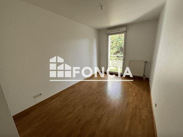Location Appartement 3 pièces 67.21 m² - 20 RUE DU COL. MARCHAND Villejuif 94800