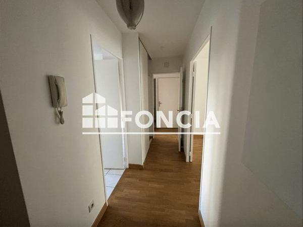 Location Appartement 3 pièces 67.21 m² - 20 RUE DU COL. MARCHAND Villejuif 94800