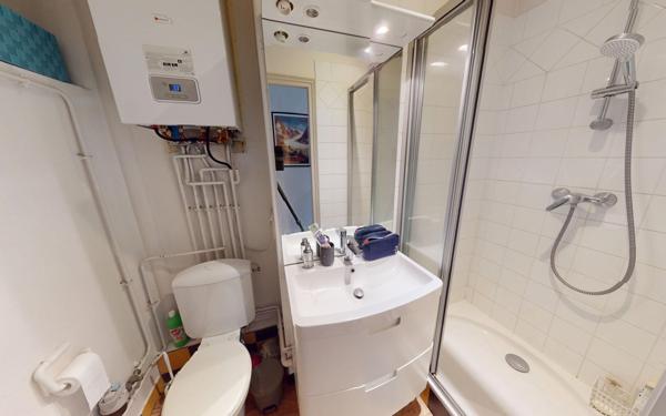 Appartement à vendre    2 pièces • 28,77 m2 Lyon 7