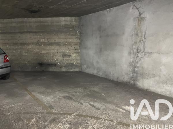 Parking à vendre 15 m² Paris 15