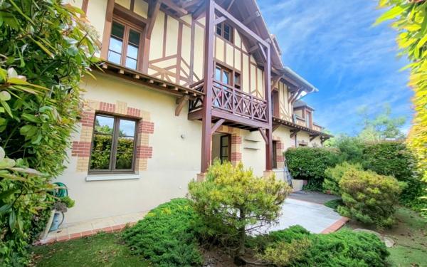 Appartement à vendre    3 pièces • 64 m2 Chambourcy