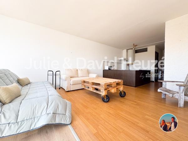 Appartement
         2 pièces
        - 53 m² 222 000 € *