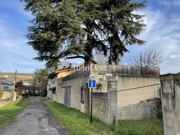 Opportunité rare au cœur de Castillon-la-Bataille – Propriété à fort potentiel de transformation Détails des diagnostics énergétiques