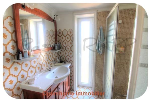 Maison à vendre 5 pièces VIAS (34)