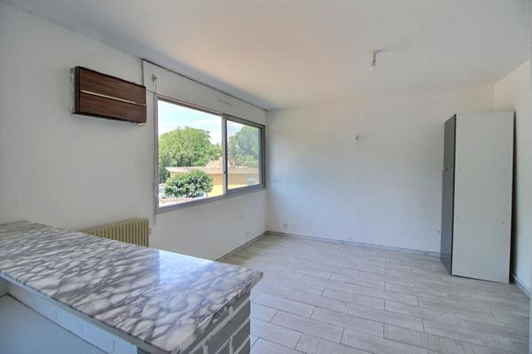 Montpellier 2 pièces 41 m² Quartier Estanove