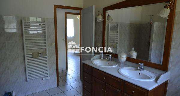À vendre Maison 5 pièces 145 m² - Gardonne 24680
