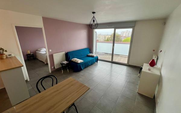 Appartement à vendre    2 pièces • 45,64 m2 Le Bourget