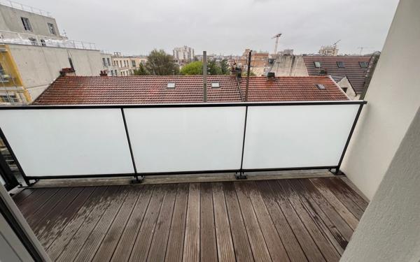 Appartement à vendre    2 pièces • 45,64 m2 Le Bourget