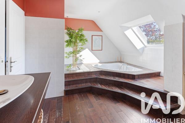 Maison à vendre 9 pièces 283 m² Sautron