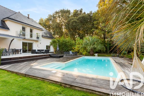 Maison à vendre 9 pièces 283 m² Sautron