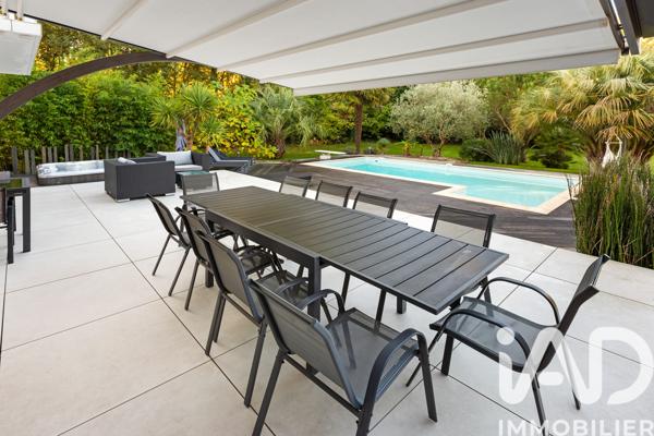 Maison à vendre 9 pièces 283 m² Sautron