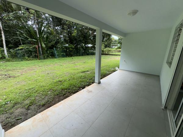 Maison mitoyenne Duplex de type T3 avec jardinet secteur La Chaumière