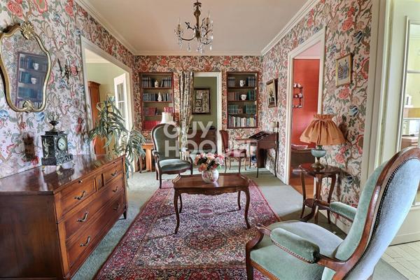 T4 avec cachet de l'ancien proximité Place Jules Guesde