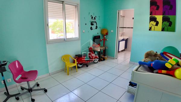 À vendre à Saleilles : Maison plain-pied 5 pièces avec piscine et sous-sol