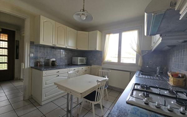 Maison à vendre    6 pièces • 110,11 m2 Saint-Étienne