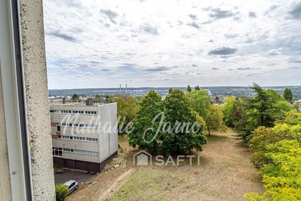 Appartement 3 chambres grand séjour vue dégagée