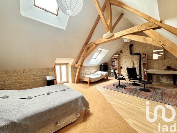 Maison de ville 2 pièces de 64 m² à Donzy (58220)