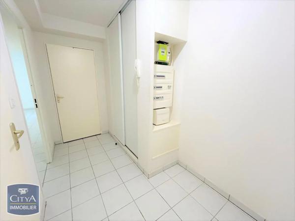 Appartement à louer 2 pièces 54.2m² Laon (02000)