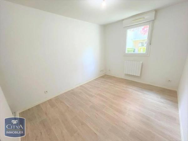 Appartement à louer 2 pièces 54.2m² Laon (02000)