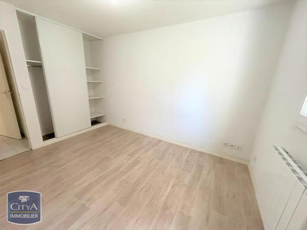 Appartement à louer 2 pièces 54.2m² Laon (02000)