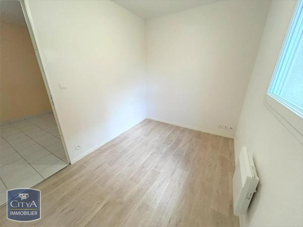 Appartement à louer 2 pièces 54.2m² Laon (02000)