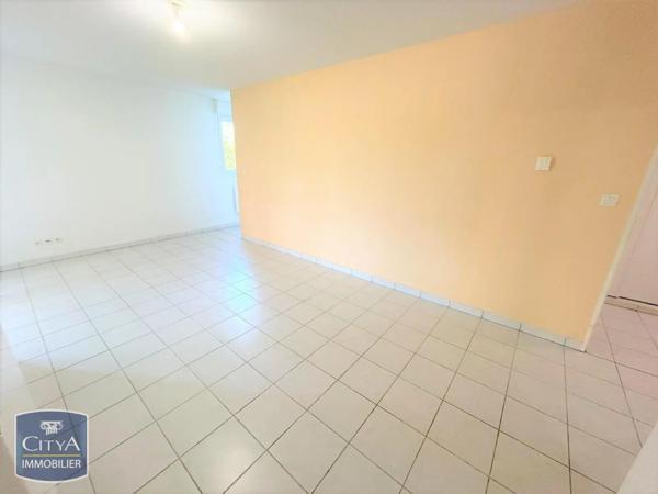 Appartement à louer 2 pièces 54.2m² Laon (02000)