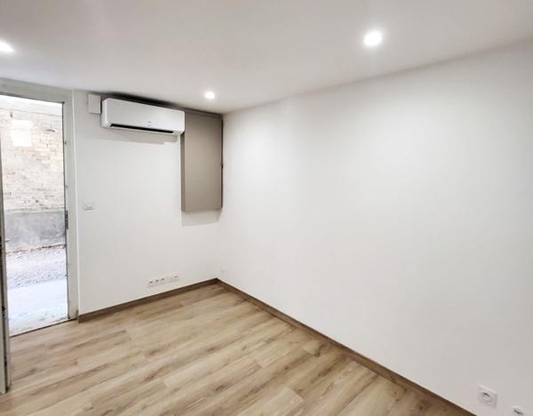 A VENDRE à ENTRAIGUES SUR LA SORGUE