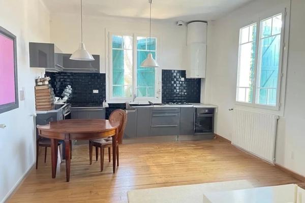 (31 270) CUGNAUX - MAISON BOURGEOISE - T4 - T3 - T2 - 9 PIECES - TERRAIN 1060 m2 - GARAGE