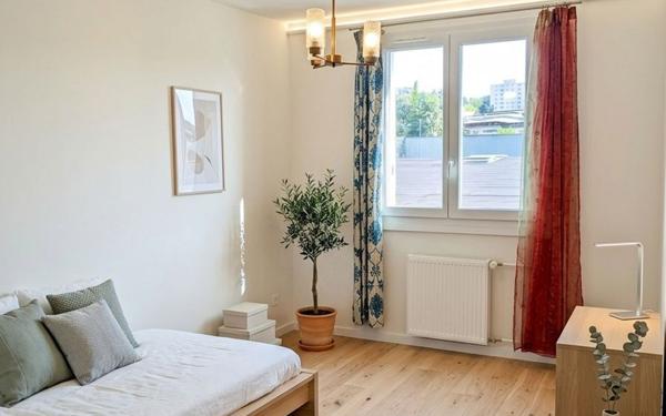 Appartement à vendre    5 pièces • 98,74 m2 Tassin-la-Demi-Lune