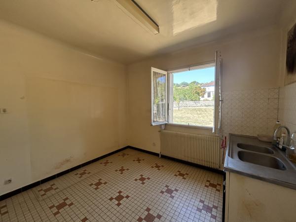 Lafox (47240) MAISON 104 M2 AVEC GARAGE ET TERRAIN DE 612 M2