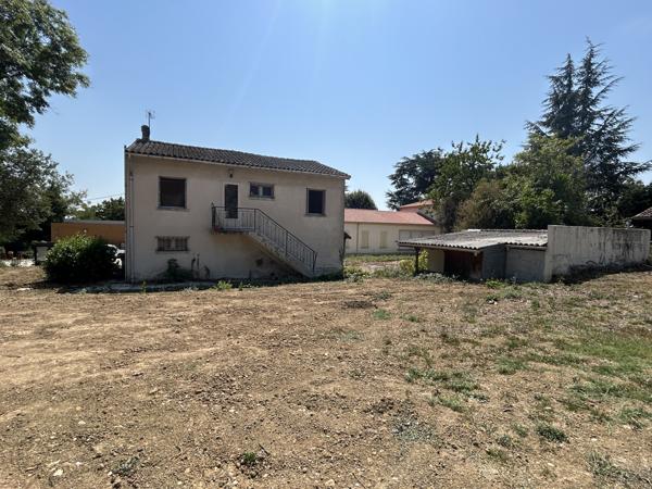 Lafox (47240) MAISON 104 M2 AVEC GARAGE ET TERRAIN DE 612 M2