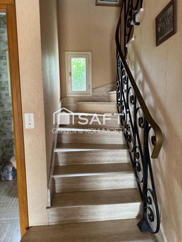 Grand terrain et beaux espaces-Cadre verdoyant
