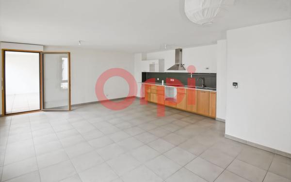 Appartement à louer    3 pièces • 76,42 m2 Lyon 8