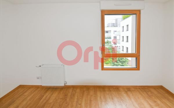 Appartement à louer    3 pièces • 76,42 m2 Lyon 8