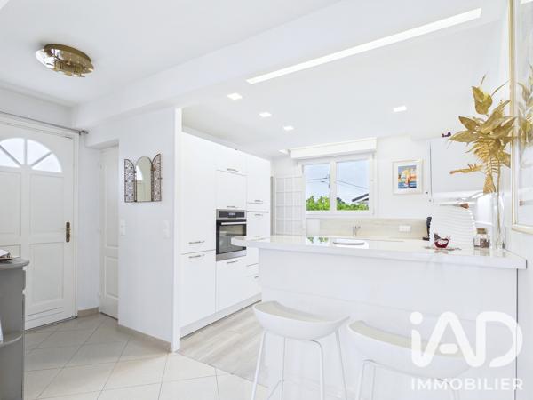 Maison à vendre 5 pièces 168 m² Buchères