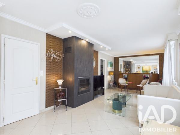 Maison à vendre 5 pièces 168 m² Buchères