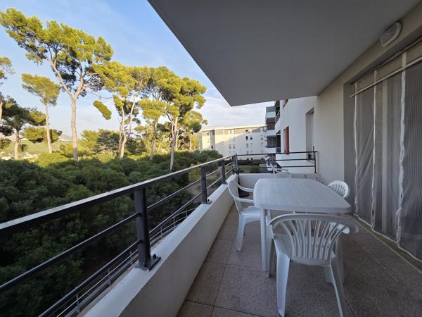 Appartement
         2 pièces
        - 43 m² 206 000 € *