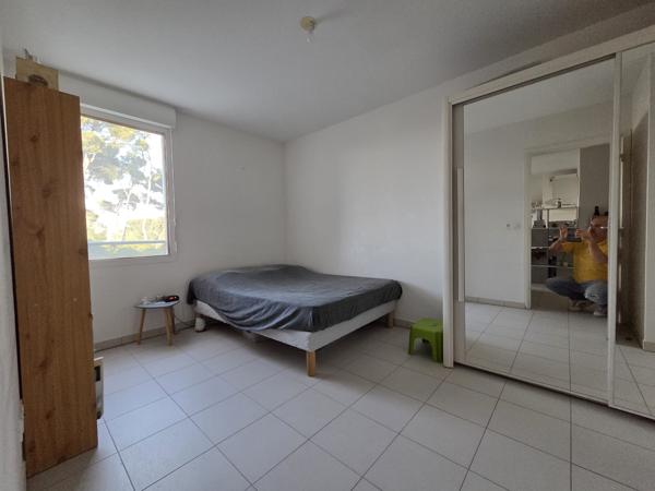 Appartement
         2 pièces
        - 43 m² 206 000 € *