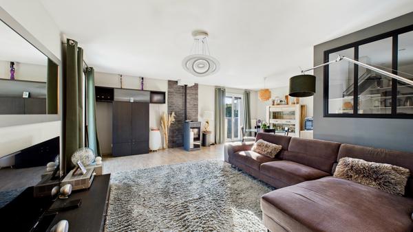 Maison 6 pièces - 140 m² Exclusivité efficity