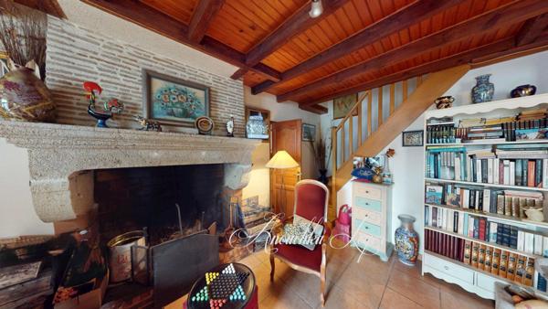 Maison de ville avec garage et jardin