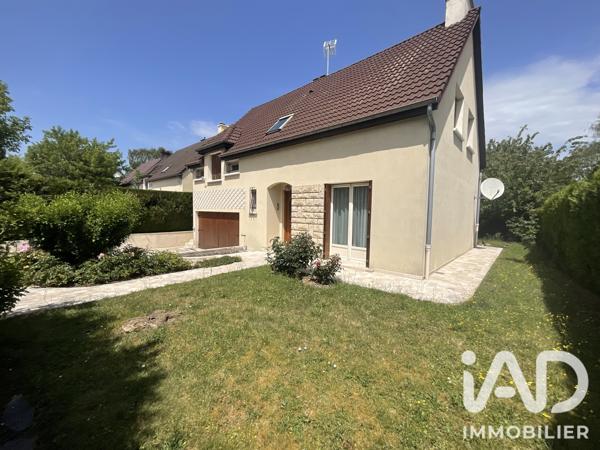 Maison à vendre 6 pièces 130 m² Vert-Saint-Denis
