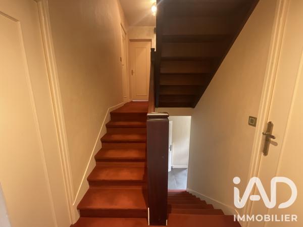 Maison à vendre 6 pièces 130 m² Vert-Saint-Denis