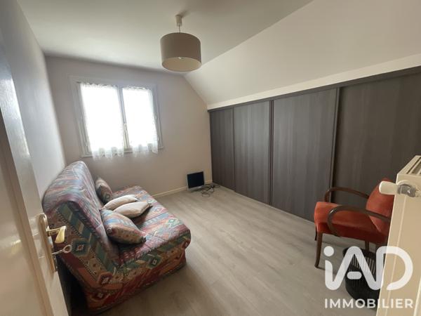 Maison à vendre 6 pièces 130 m² Vert-Saint-Denis