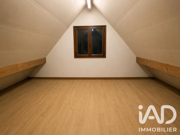 Maison à vendre 6 pièces 130 m² Vert-Saint-Denis